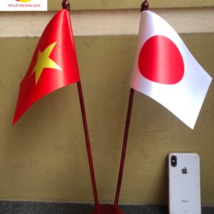 cờ để bàn đế gỗ Việt Nhật