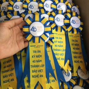 Trang chủ 113 Hoa cài áo đại biểu đẹp