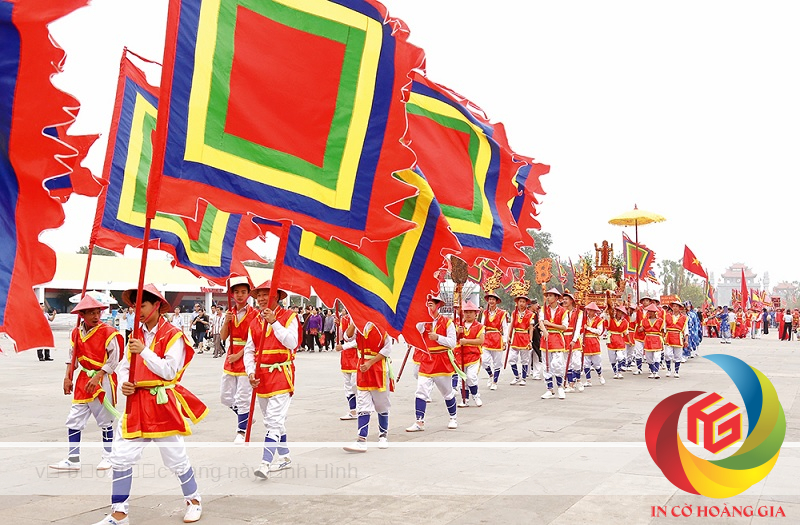 kieu dang va hinh thuc co ngu sac