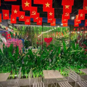 Sản xuất cờ dây sao Đảng